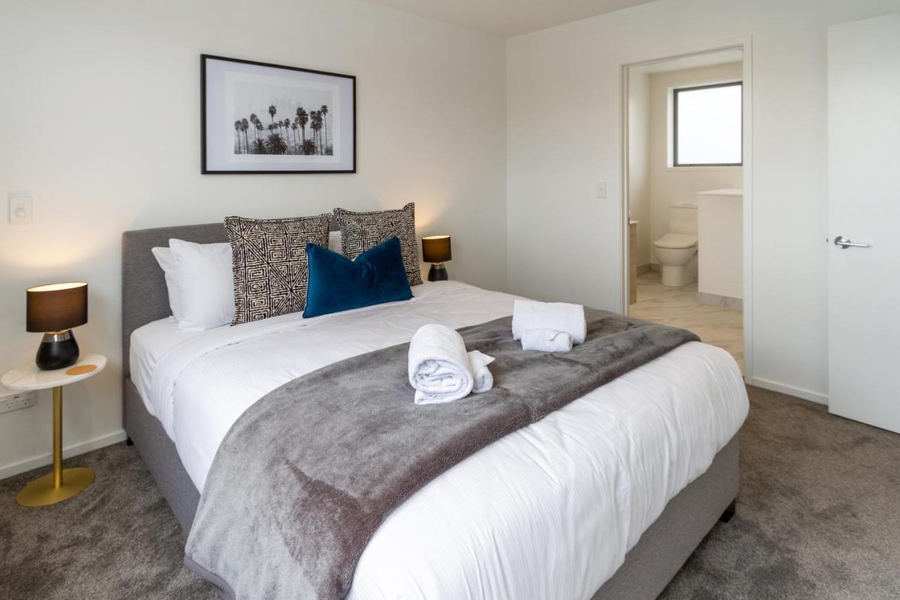 Upper Riccarton Dream - 2 Bed 2 Bath W/Carpark Apartment Christchurch Exterior photo
