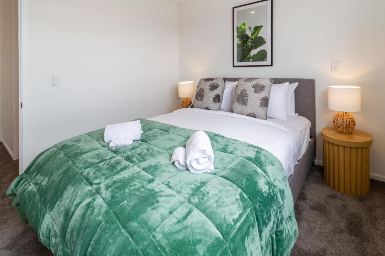 Upper Riccarton Dream - 2 Bed 2 Bath W/Carpark Apartment Christchurch Exterior photo
