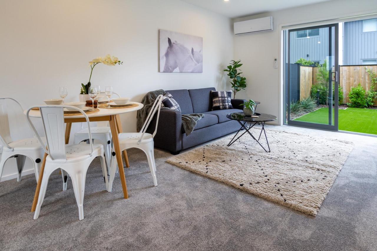 Upper Riccarton Dream - 2 Bed 2 Bath W/Carpark Apartment Christchurch Exterior photo
