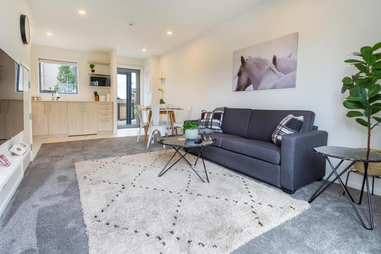Upper Riccarton Dream - 2 Bed 2 Bath W/Carpark Apartment Christchurch Exterior photo